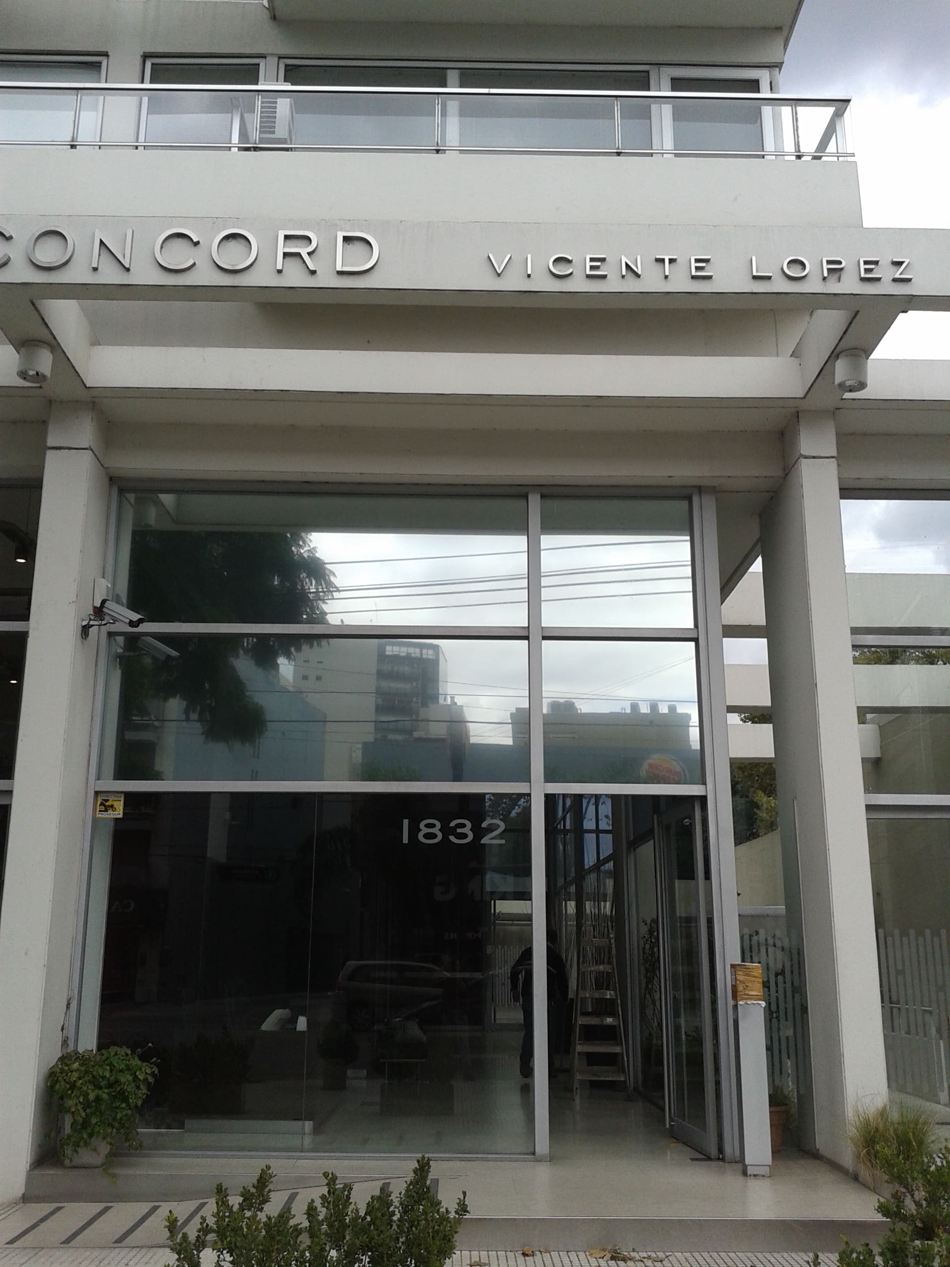 Instituciones Láminas de seguridad